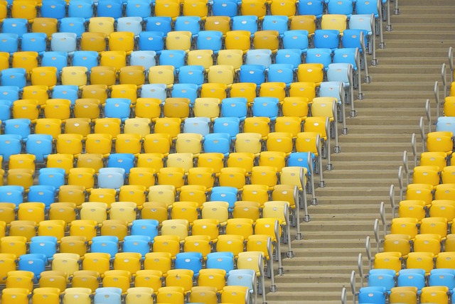 英超第14轮，利物浦、切尔西爆冷，阿森纳巩固领先，曼城或与阿森纳争夺冠军。